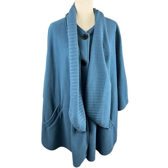 Le Moda Poncho Womens One Size Scarf Fleece Cape Jacket Blue Button Pockets - Picture 1 of 8